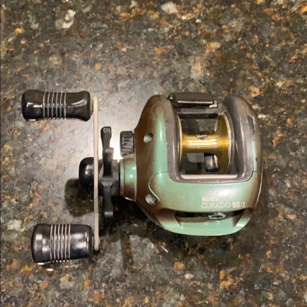 Shimano bantam curado Cu-200b5 fishing reel